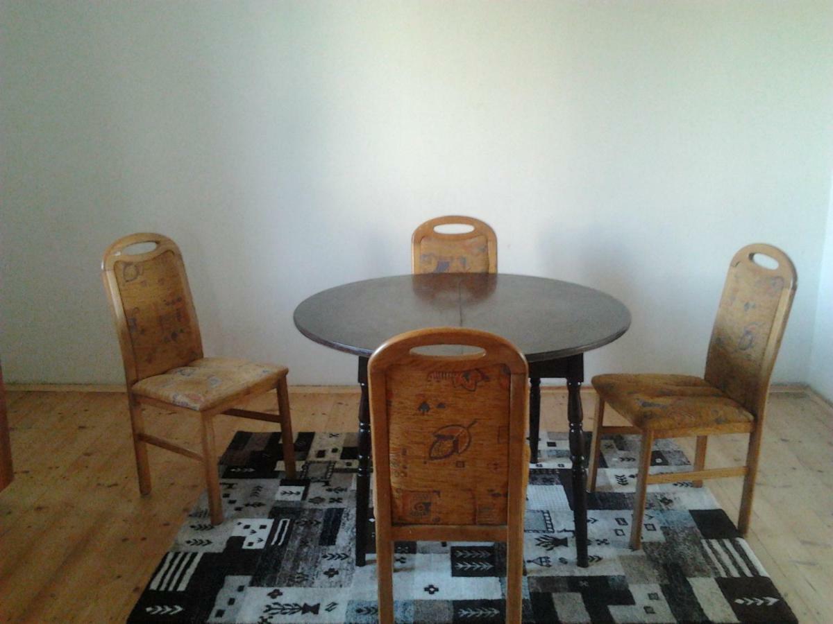 Apartman Ella - Tabor -Cz - U Stadionu Miru 1735 Buitenkant foto