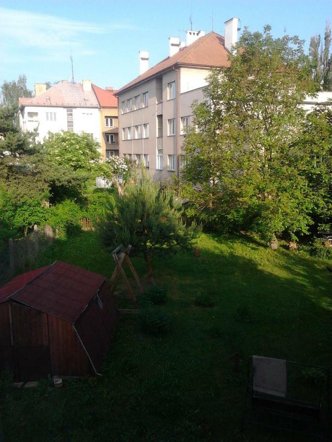 Apartman Ella - Tabor -Cz - U Stadionu Miru 1735 Buitenkant foto
