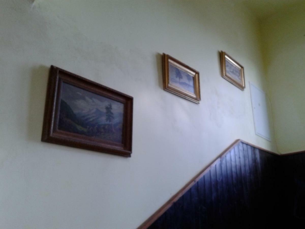 Apartman Ella - Tabor -Cz - U Stadionu Miru 1735 Buitenkant foto